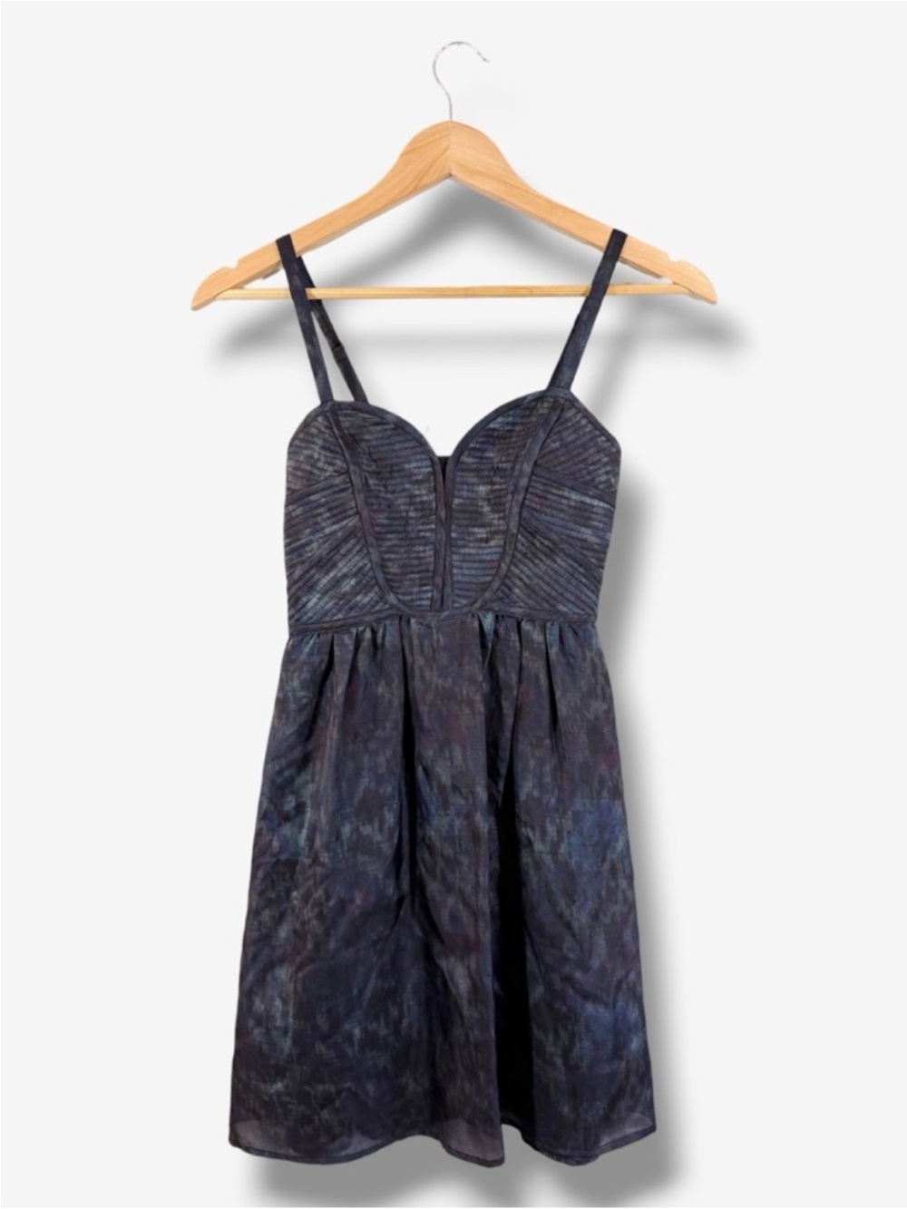 Twelfth Street Cynthia Vincent
Silk Mini Dress Size 2 Blue
Purple Pleated Bodice